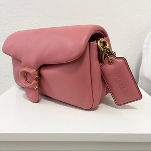 COACH Pillow Tabby 26 (Taffy)